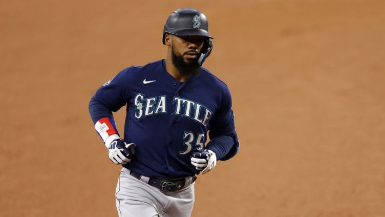 Seattle Mariners outfielder Teoscar Hernandez