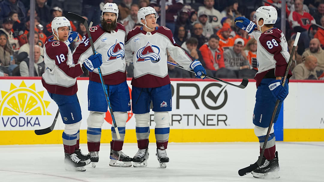 Jack Drury, Brent Burns, Josh Manson, and Martin Nečas