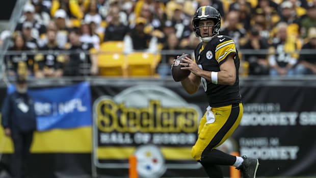 Aaron Rodgers has led the Steelers to three consecutive wins.