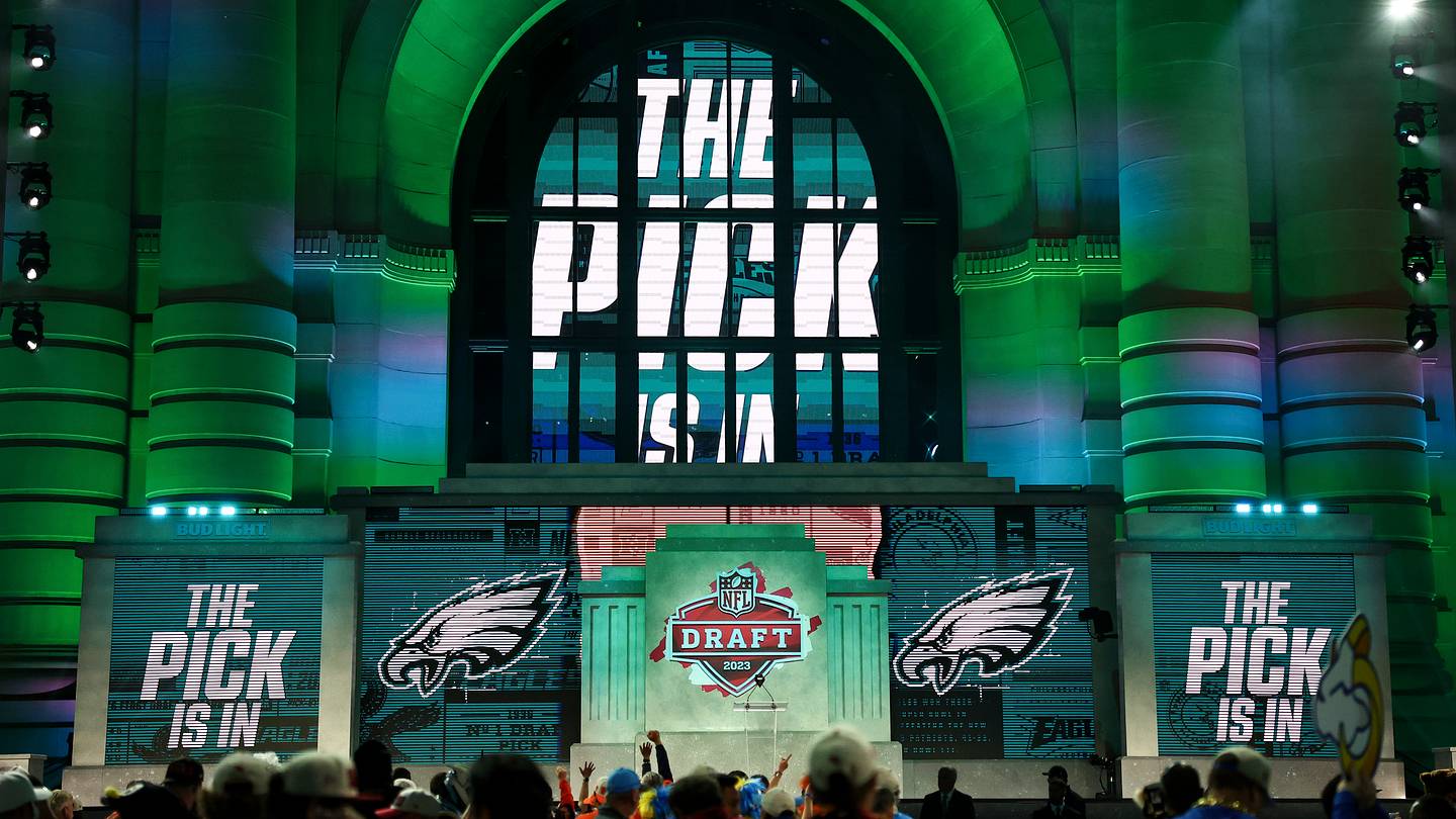 Philadelphia Eagles 7-round mock draft: Free agency edition - Vimarsana News