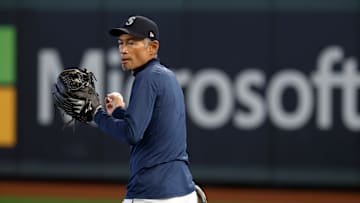 American League Championship Series - Toronto Blue Jay v Seattle Mariners - Game Five