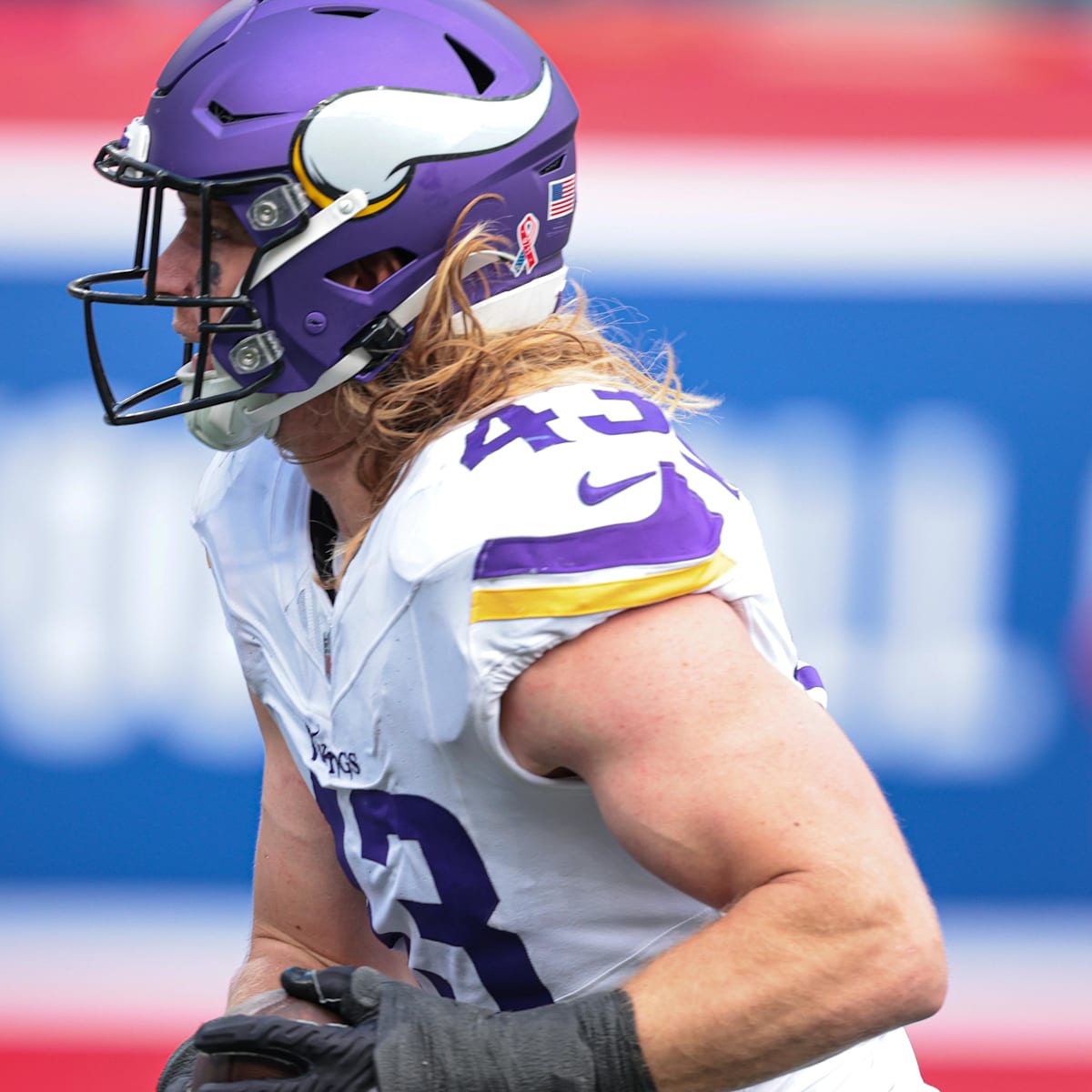 Report: Dolphins made 'no effort' to re-sign Andrew Van Ginkel