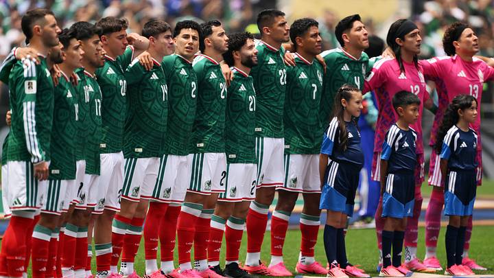 Con siete victorias y apenas tres derrotas en sus segundos partidos mundialistas, la Selección Mexicana enfrenta a Corea del Sur con la posibilidad de acercarse a los octavos de final. Con siete victorias y apenas tres derrotas en sus segundos partidos mundialistas, la Selección Mexicana enfrenta a Corea del Sur con la posibilidad de acercarse a los octavos de final.