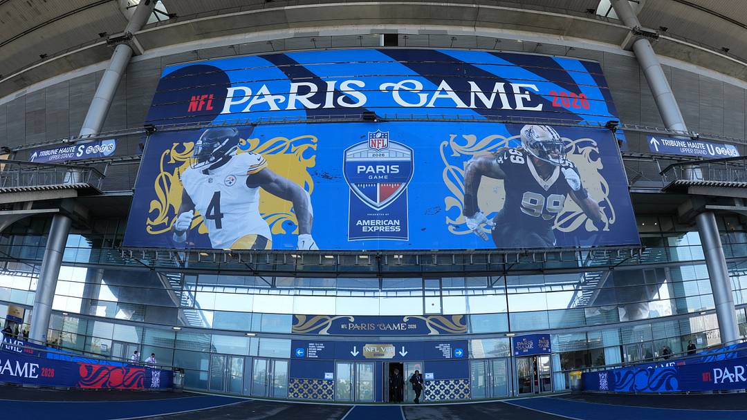 Oct 25, 2026; Paris, FRA; A banner feature Pittsburgh Steelers wide receiver Dk Metcalf (4) and New Orleans Saints defensive end Chase Young (99) at the 2026 NFL Paris Game at Stade de France. Mandatory Credit: Kirby Lee-Imagn Images Oct 25, 2026; Paris, FRA; A banner feature Pittsburgh Steelers wide receiver Dk Metcalf (4) and New Orleans Saints defensive end Chase Young (99) at the 2026 NFL Paris Game at Stade de France. Mandatory Credit: Kirby Lee-Imagn Images