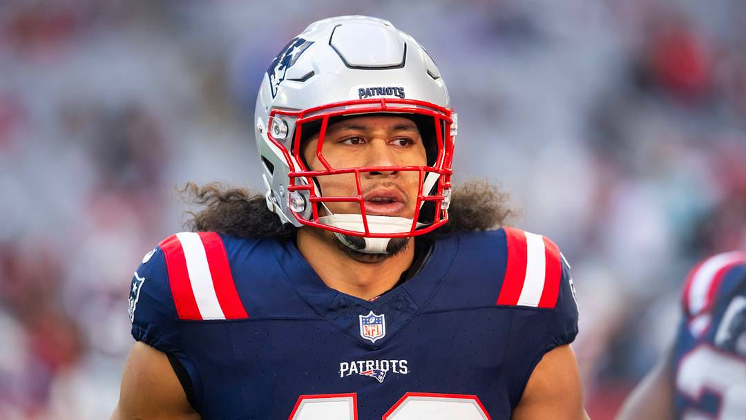 Dec 15, 2024; Glendale, Arizona, USA; New England Patriots linebacker Jahlani Tavai (48) against the Arizona Cardinals at State Farm Stadium. Mandatory Credit: Mark J. Rebilas-Imagn Images