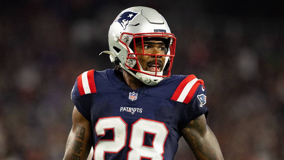 Aug 22, 2026; Foxborough, Massachusetts, USA; New England Patriots cornerback Kindle Vildor (28) in the first half against the Philadelphia Eagles at Gillette Stadium. Mandatory Credit: Edward Finan-Imagn Images Aug 22, 2026; Foxborough, Massachusetts, USA; New England Patriots cornerback Kindle Vildor (28) in the first half against the Philadelphia Eagles at Gillette Stadium. Mandatory Credit: Edward Finan-Imagn Images