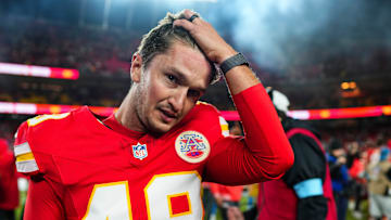 Los Angeles Chargers v Kansas City Chiefs