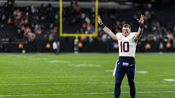 Denver Broncos v Las Vegas Raiders