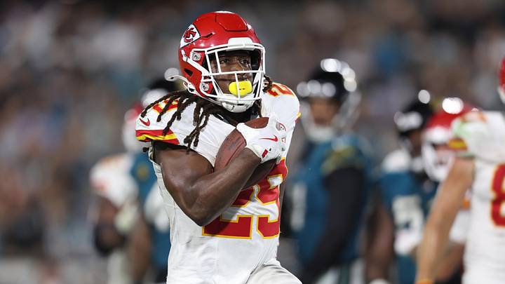 Kareem Hunt, Kendre Miller, And 4 More Week 7 Running Back Streamers