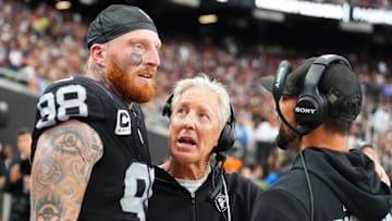 Chicago Bears v Las Vegas Raiders