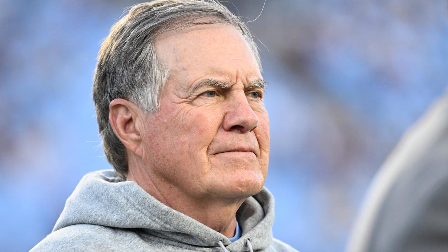 Jordon Hudson awkwardly waits for Bill Belichick after UNC's TCU blowout loss
