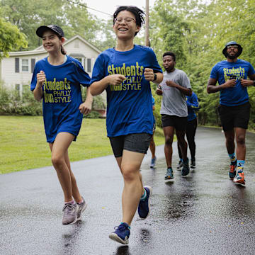 Participants in the Students Run Philly Style.