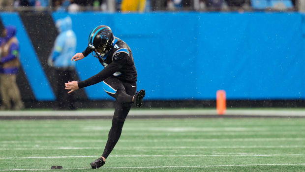  Carolina Panthers place kicker Eddy Pineiro (4) kicks off. Jim Dedmon-USA TODAY Sports