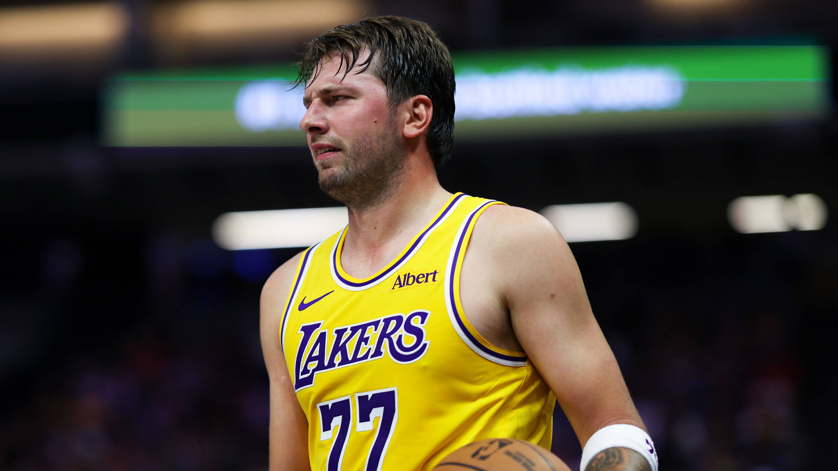 Lakers Take No Chances With Luka Doncic, Key Veterans Against Warriors