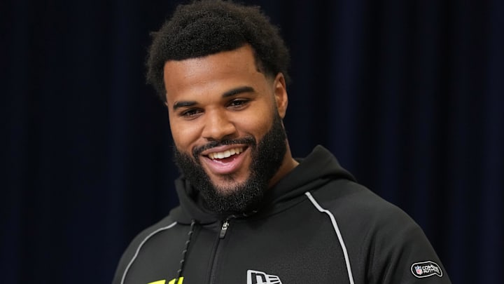 Miami defensive lineman Akheem Mesidor