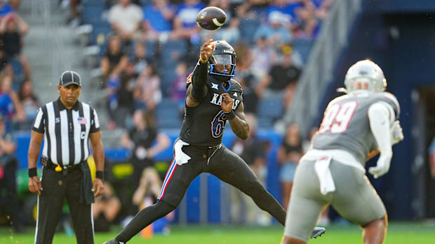 Jalon Daniels throws a pass against UNLV on Friday nigh