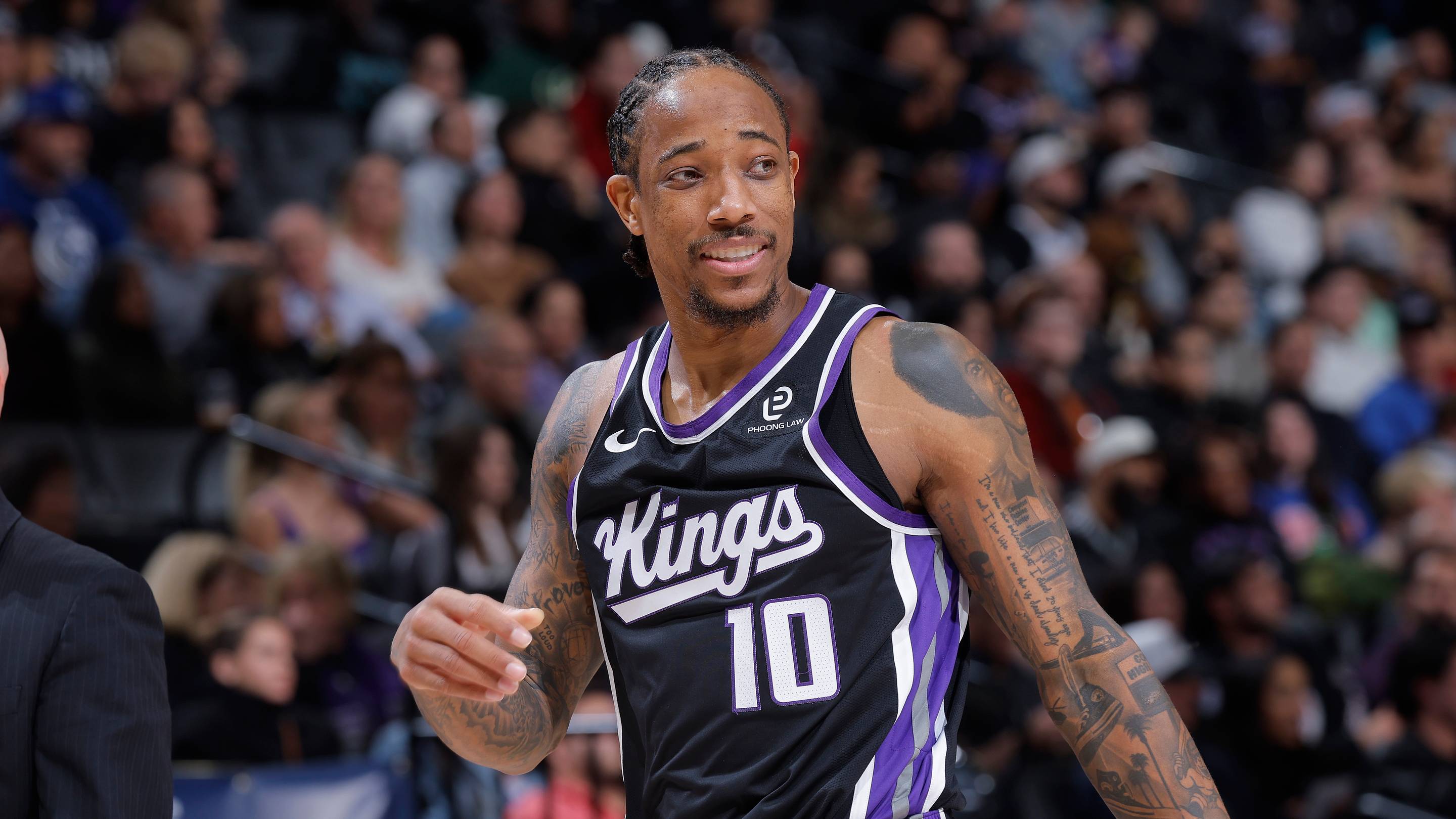 DeMar DeRozan should inspire these 3 desperate NBA teams to roll the dice