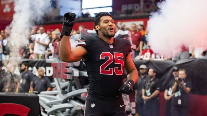 Oct 8, 2023; Glendale, Arizona, USA; Arizona Cardinals linebacker Zaven Collins (25) against the Cincinnati Bengals at State Farm Stadium. Mandatory Credit: Mark J. Rebilas-USA TODAY Sports