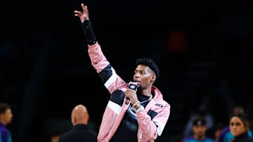 Memphis Grizzlies v Charlotte Hornets