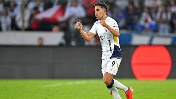Alzugaray é um dos destaques da Liga de Quito Alzugaray é um dos destaques da Liga de Quito