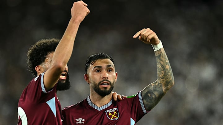 A return to what works. With a full squad available, Nuno went back to a 4-4-2 using Pablo and Taty up front. It worked as the Hammers went on to beat Wolves 4-0. 