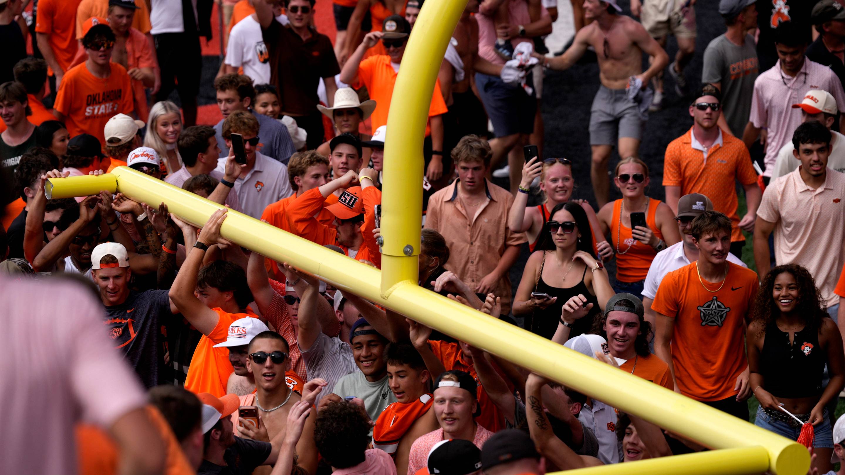 College Football Week 2 Superlatives: Arch Manning's Moment, Oklahoma State Goal Post Takes a Dip