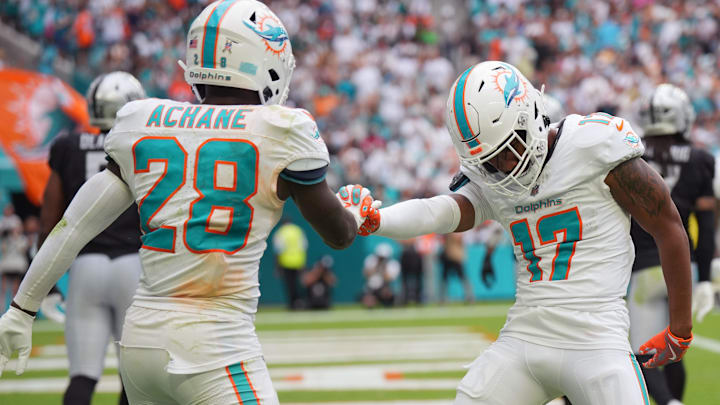 Miami Dolphins running back De'Von Achane, wide receiver Jaylen Waddle