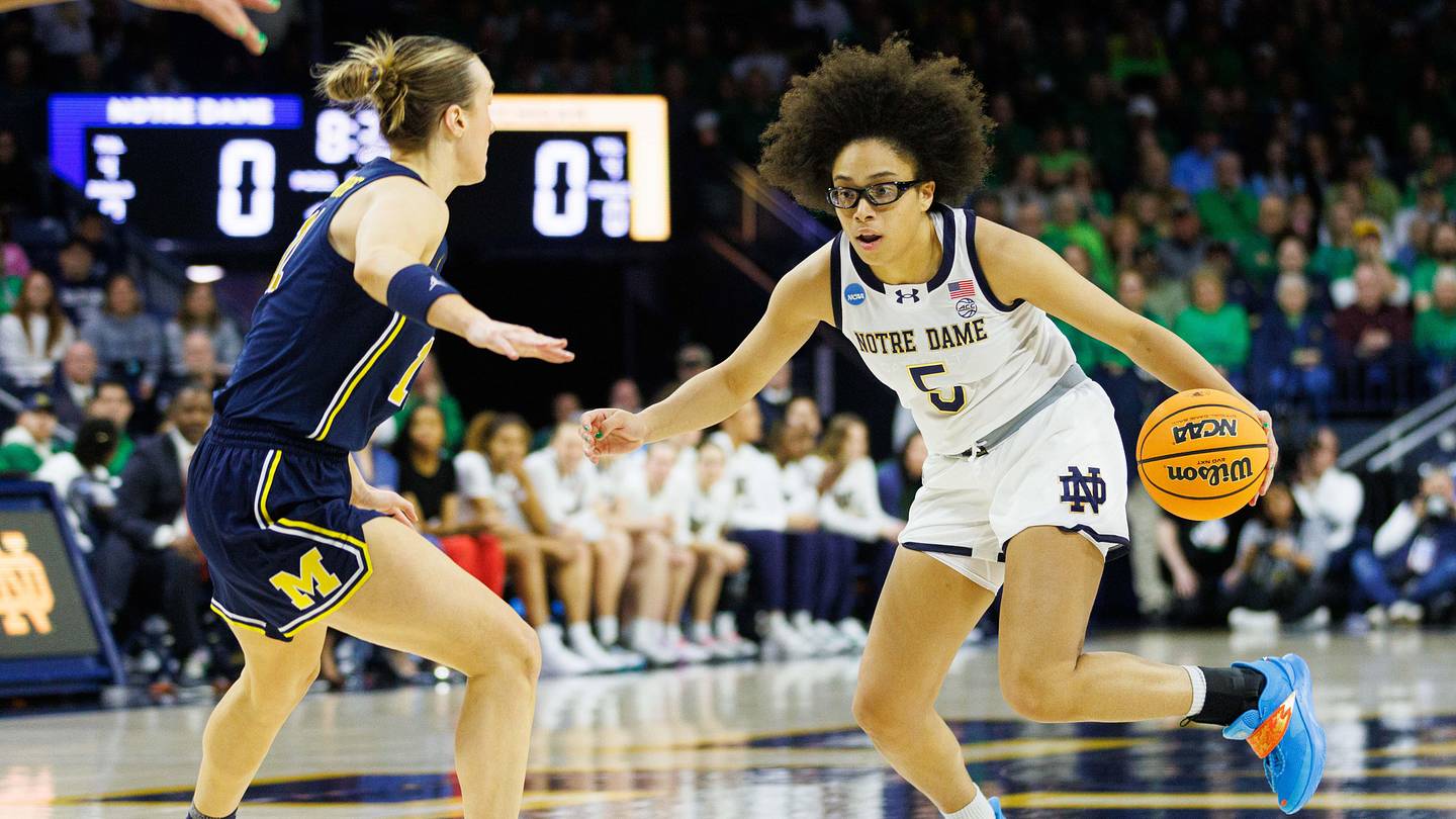 Geno Auriemma, UConn Named a Top Landing Spot For Notre Dame Star