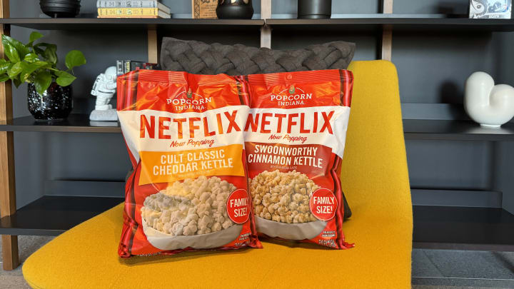 Netflix Now Popping - Cult Classic Cheddar Kettle and Swoonworthy Cinnamon Kettle - credit: Netflix