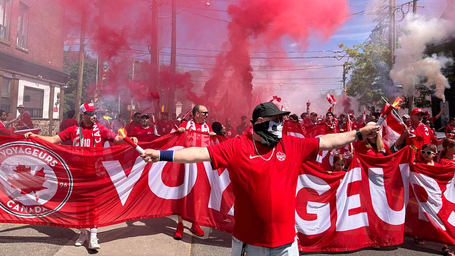 Canada Soccer fans 