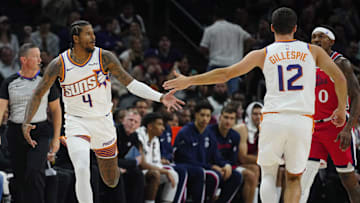 Suns guard Jalen Green (4) celebrates a three pointer against the Clippers with guard Collin Gillespie (12) during a game at the Mortgage Matchup Center on Nov. 6, 2025.