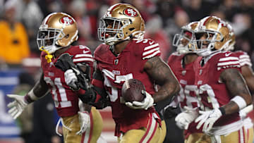 San Francisco 49ers linebacker Dre Greenlaw