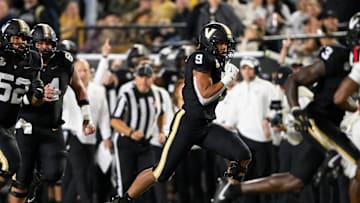 Oct 19, 2024; Nashville, Tennessee, USA;  Vanderbilt Commodores tight end Eli Stowers (9) runs the ball after a made catch against the Ball State Cardinals during the first half at FirstBank Stadium. Mandatory Credit: Steve Roberts-Imagn Images