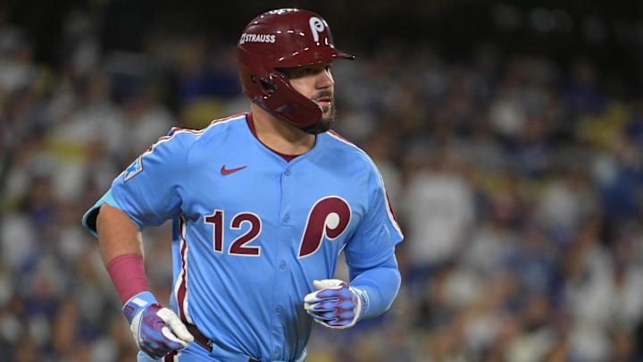 Kyle Schwarber (12) rounds the bases hitting a solo home run off Los Angeles Dodgers pitcher Yoshinobu Yamamoto.