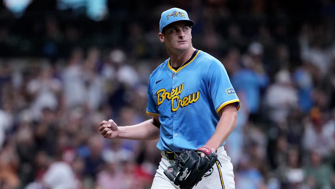 Cincinnati Reds v Milwaukee Brewers