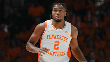 Tennessee guard Chaz Lanier (2) dribbles the ball during an NCAA basketball game between the Tennessee Volunteers and Montana Grizzlies at Thompson-Boling Arena at Food City Center on Wednesday, Nov. 13, 2024.