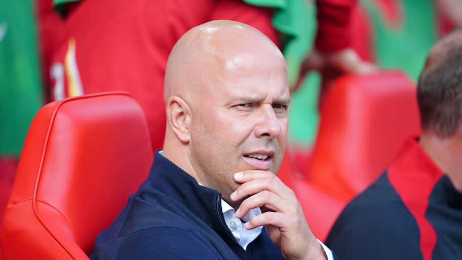Arne Slot looking on as Liverpool boss