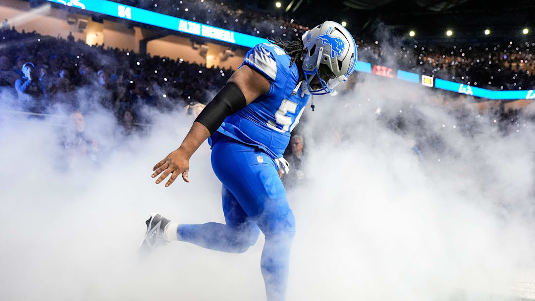 Detroit Lions defensive tackle Alim McNeill (54) takes the field before kickoff against Green Bay Packers at Ford Field in Detroit on Thursday, Dec. 5, 2024.