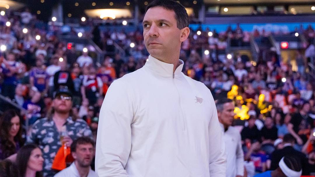 Apr 27, 2026; Phoenix, Arizona, USA; Oklahoma City Thunder head coach Mark Daigneault against the Phoenix Suns during game four of the first round of the 2026 NBA Playoffs at Mortgage Matchup Center. Mandatory Credit: Mark J. Rebilas-Imagn Images