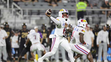 Kansas football quarterback Jalon Daniels