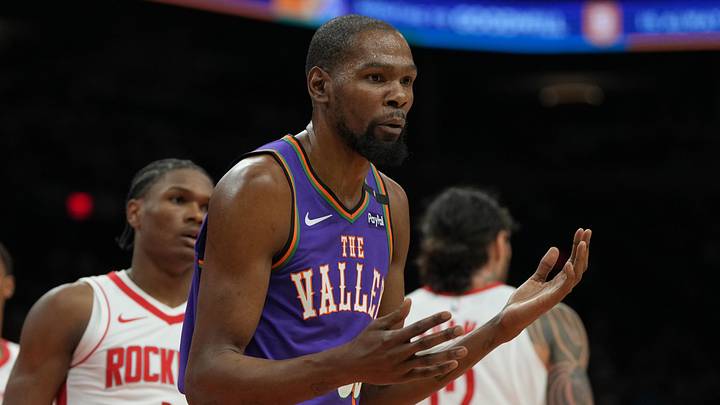 Mar 30, 2025; Phoenix, Arizona, USA; Phoenix Suns forward Kevin Durant (35) reacts after fouling a Houston Rockets player in the first half at Footprint Center. Mandatory Credit: Rick Scuteri-Imagn Images