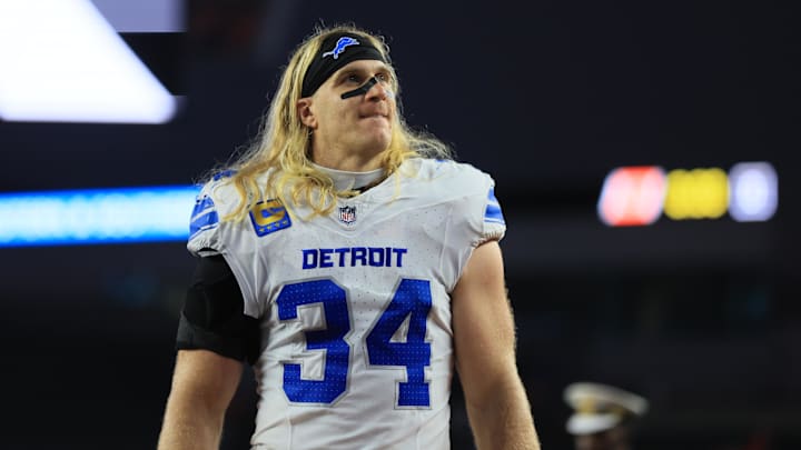 Oct 5, 2025; Cincinnati, Ohio, USA; Detroit Lions middle linebacker Alex Anzalone (34) walks off the field after a win over the Cincinnati Bengals at Paycor Stadium. Mandatory Credit: Katie Stratman-Imagn Images