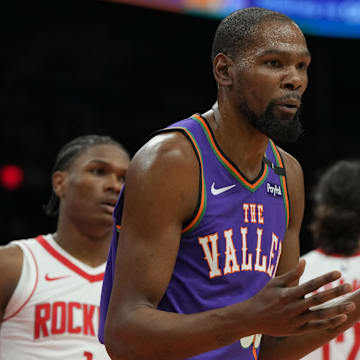 Mar 30, 2025; Phoenix, Arizona, USA; Phoenix Suns forward Kevin Durant (35) reacts after fouling a Houston Rockets player in the first half at Footprint Center. Mandatory Credit: Rick Scuteri-Imagn Images