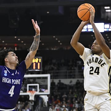 Purdue Boilermakers guard Gicarri Harris (24) shoots the ball