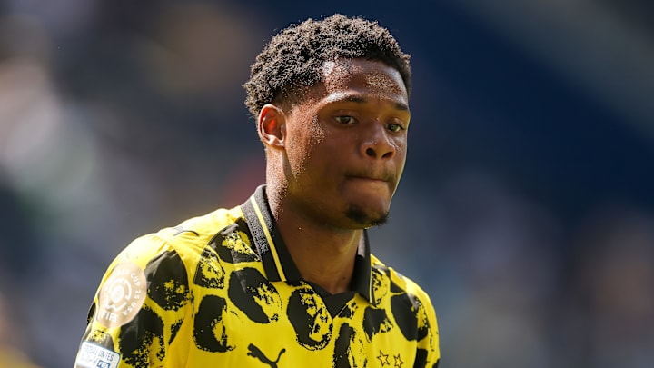 Julien Duranville stand für den BVB zuletzt bei der Klub-WM auf dem Platz Julien Duranville stand für den BVB zuletzt bei der Klub-WM auf dem Platz