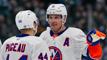 New York Islanders v Vancouver Canucks