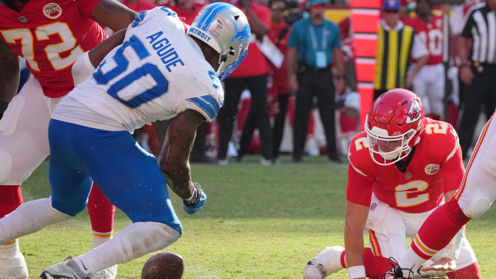 Detroit Lions linebacker Mitchell Agude pursues a fumbled snap against the Kansas City Chiefs.