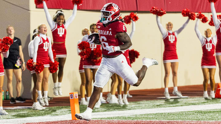 Indiana  running back Justice Ellison (6) runs the ball for a touchdown  against the Western Illinois Leathernecks at Memorial Stadium. 