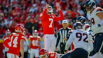 Denver Broncos v Kansas City Chiefs