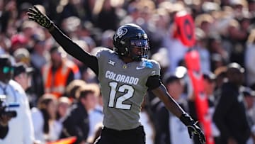Hunter wants to play offense and defense in the NFL. 
